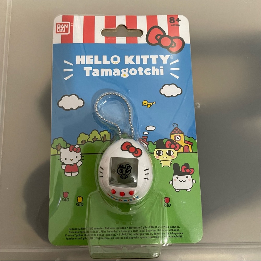 BRAND NEW Hello Kitty Tamagotchi